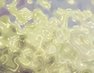 Astratto fluido in tonalita chiare, con forme ondulate che evocano una sensazione di movimento e leggerezza.